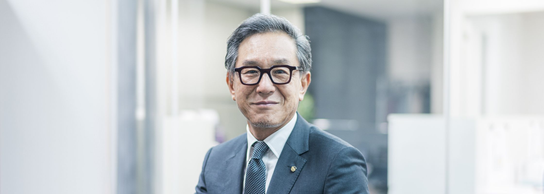 中部科学機器株式会社　代表取締役社長 佐野 錦司